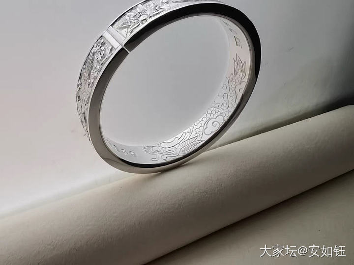 新到的成峰五窗_匠人银