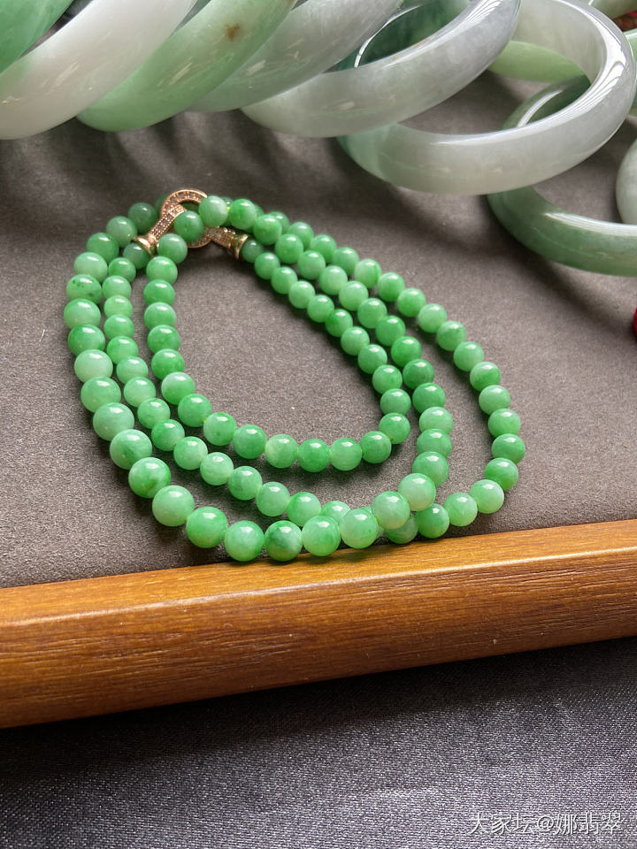 阳绿细腻项链19600、珠子5-6.5mm细腻，长度540mm_翡翠