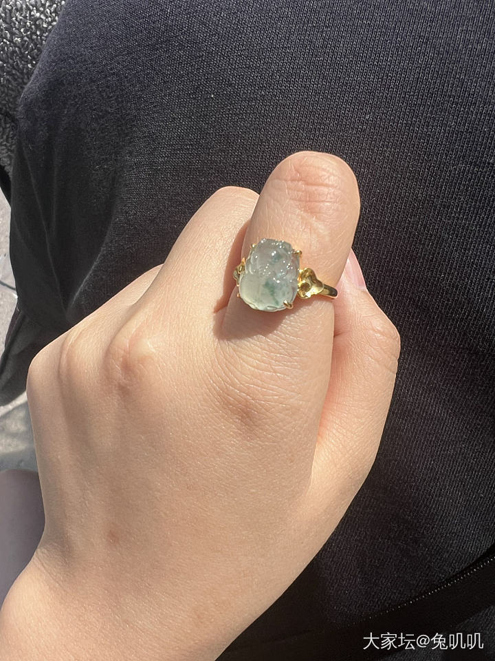金价太高歪去别的赛道玩一下_戒指翡翠