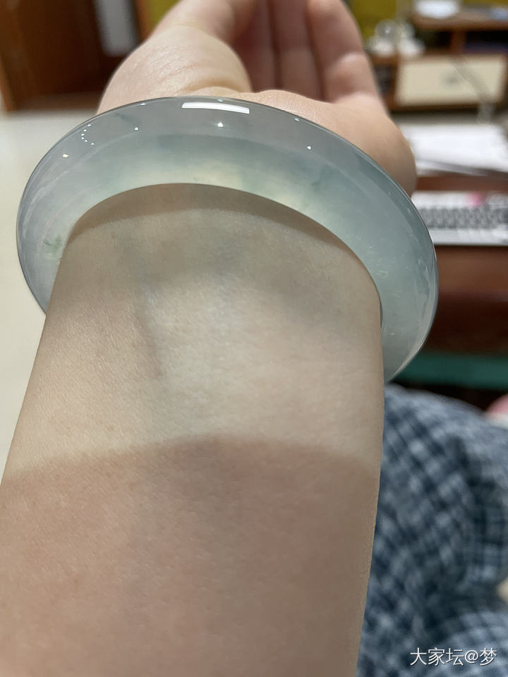 想看看大家小六一开的翠翠镯子啥样_手镯翡翠