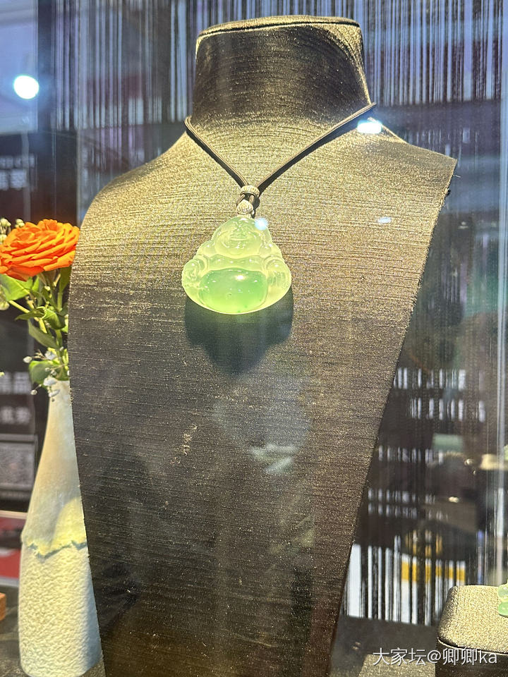刚从北京珠宝展出来，热乎乎图片_展会翡翠