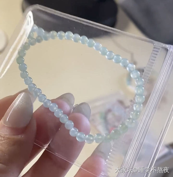 这个翡翠手串580值吗？_翡翠