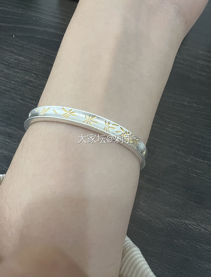晒晒我买的新镯子_银