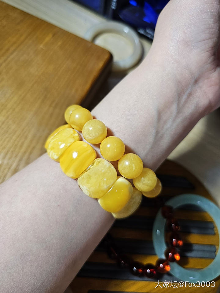 隔几年给点意外惊喜的东西_琥珀蜜蜡