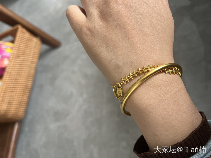 大家今天右手戴了什么呀_手链金