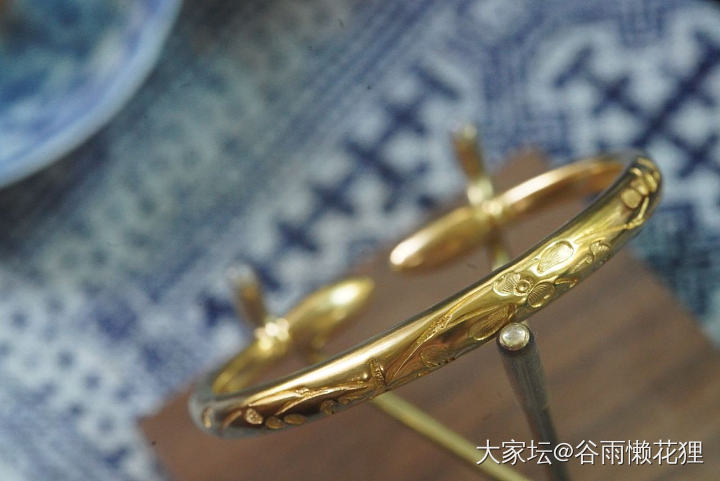 爱过你昙花一现的身影，也爱你岁月的留痕_金手镯银