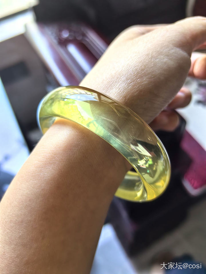 这光感和颜色适合夏天_手镯水晶