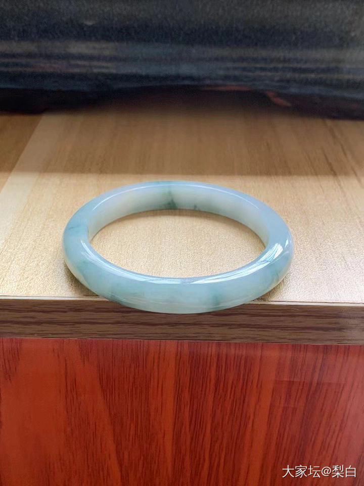 直播间买的值不值小千？_翡翠