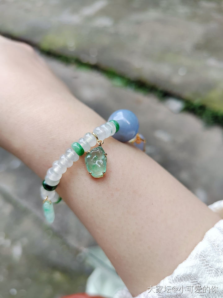 今日份滴滴摸摸~_翡翠