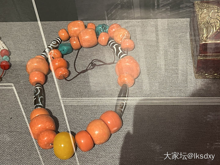奢华，真的太奢华了，好大颗_金玉石珊瑚