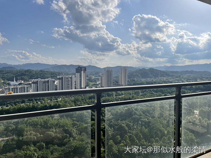 阳台外的景，大家觉得如何_房子