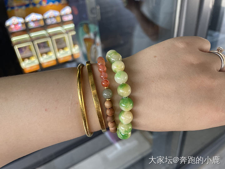 来个姑娘帮我快速选一个_水晶珠串