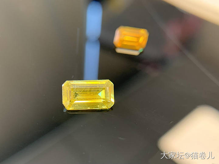 比钻石闪4倍多，世界上最闪的天然宝石_闪锌矿