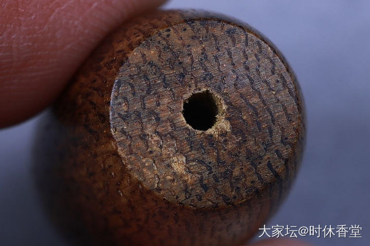 一些沉香小挂件_文玩