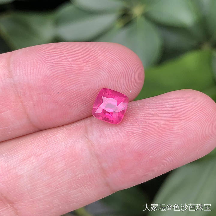 2.08克拉无暗域无烧红宝石_名贵宝石