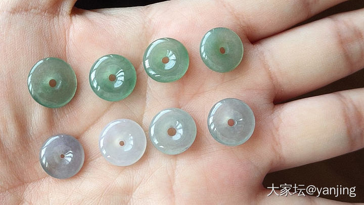 秀秀两手扣子_翡翠