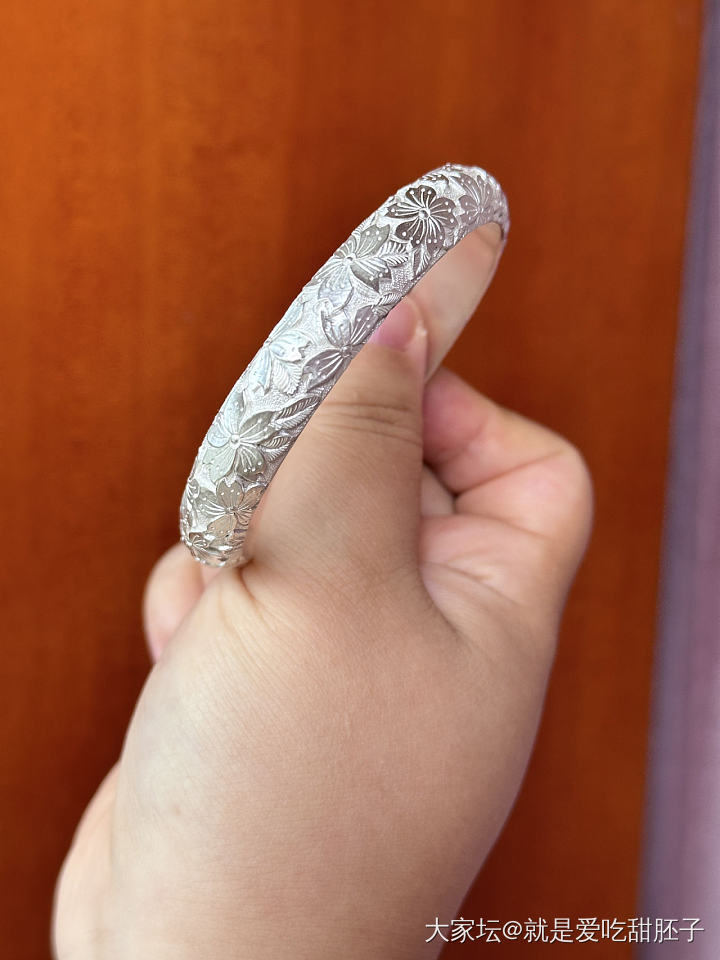 满工深雕樱花镯子_银