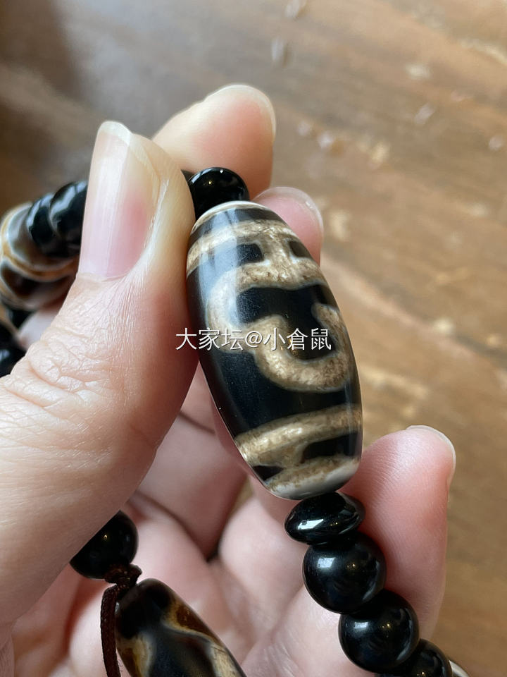 怎么看是不是真的天珠？_玉髓玛瑙