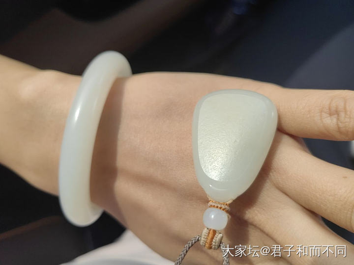 小牌子又回来了_和田玉