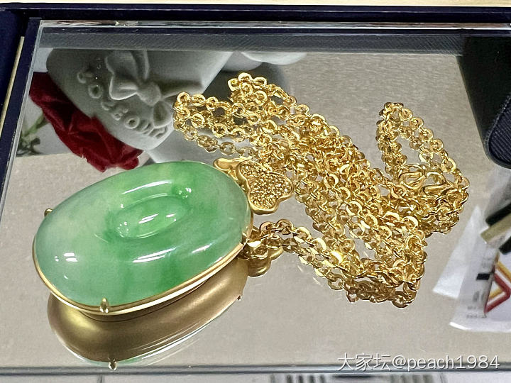 梦金园羊毛链子搭翡翠吊坠_金翡翠