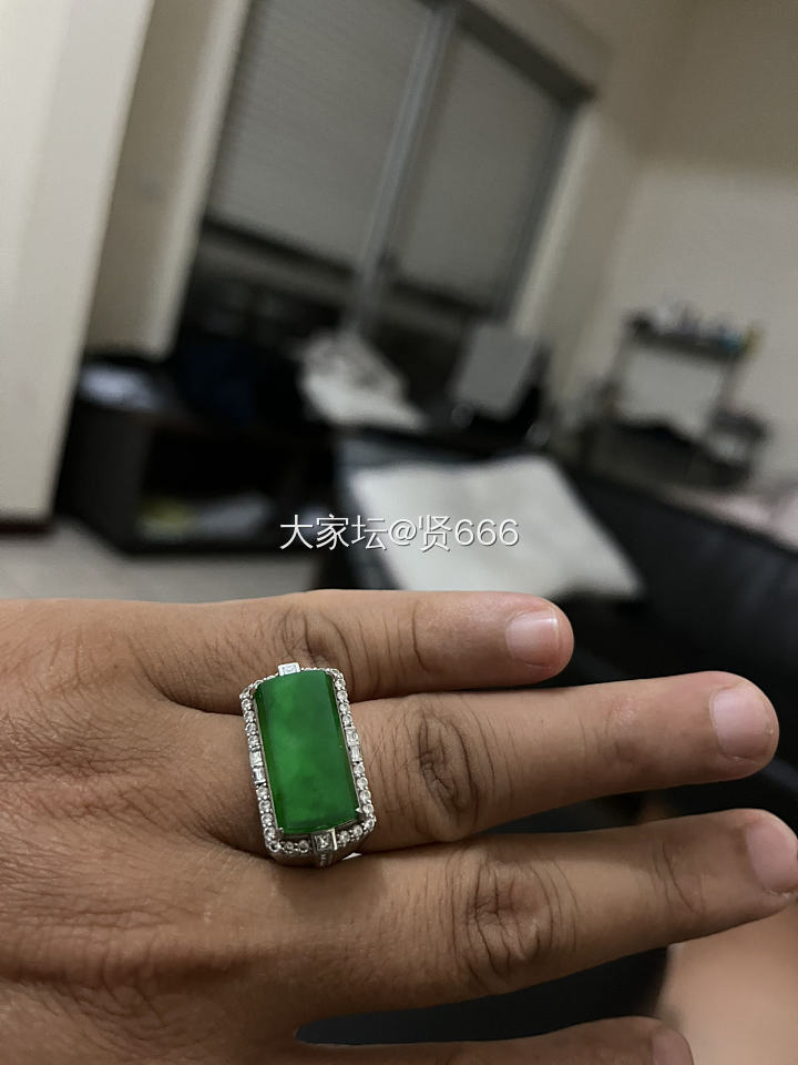 麻烦大佬估价_翡翠