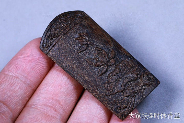 正区文莱软丝沉水「荷趣」沉香小挂件_文玩沉香