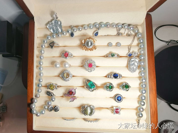 这两年的钱都花在哪了_彩色宝石名贵宝石