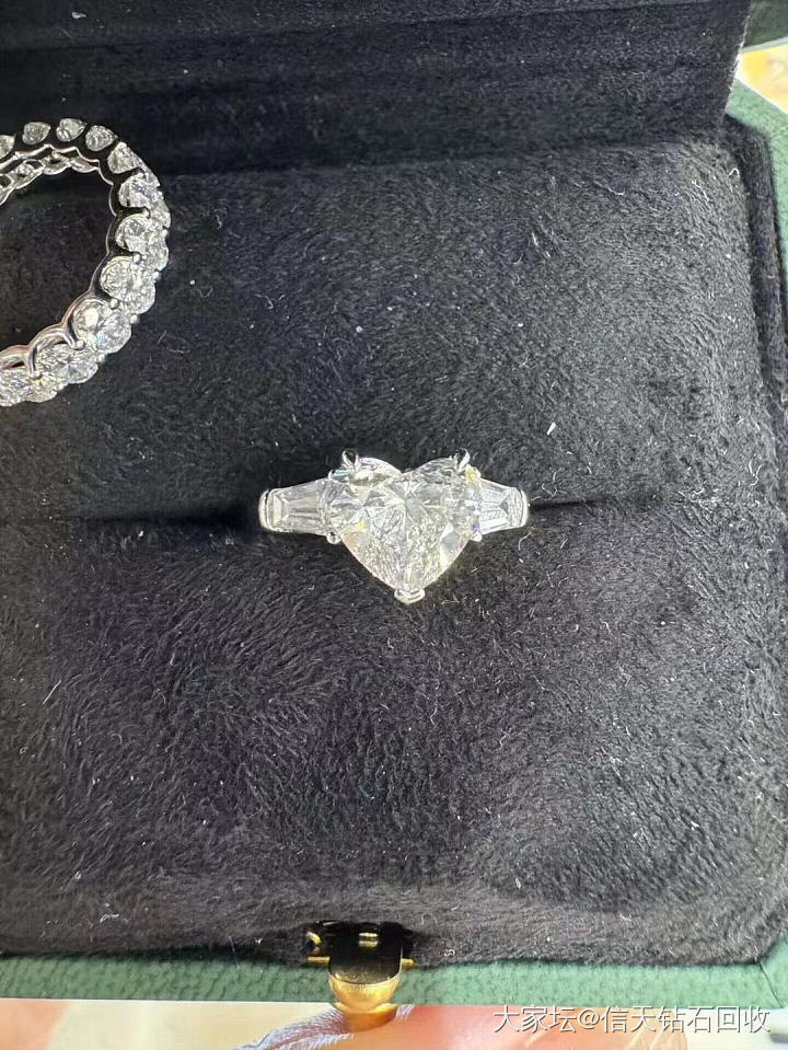 姐妹们晒一下周末的左右手吧_钻石翡翠金