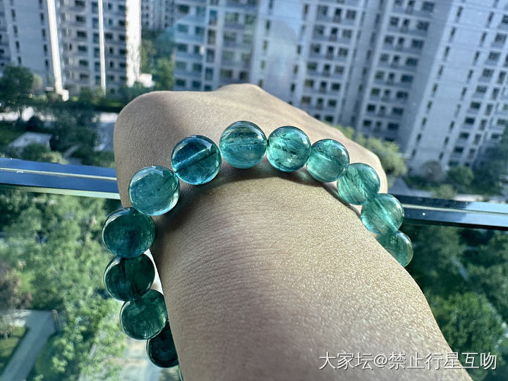 新入坑蓝绿晶，已拔草_珠串水晶