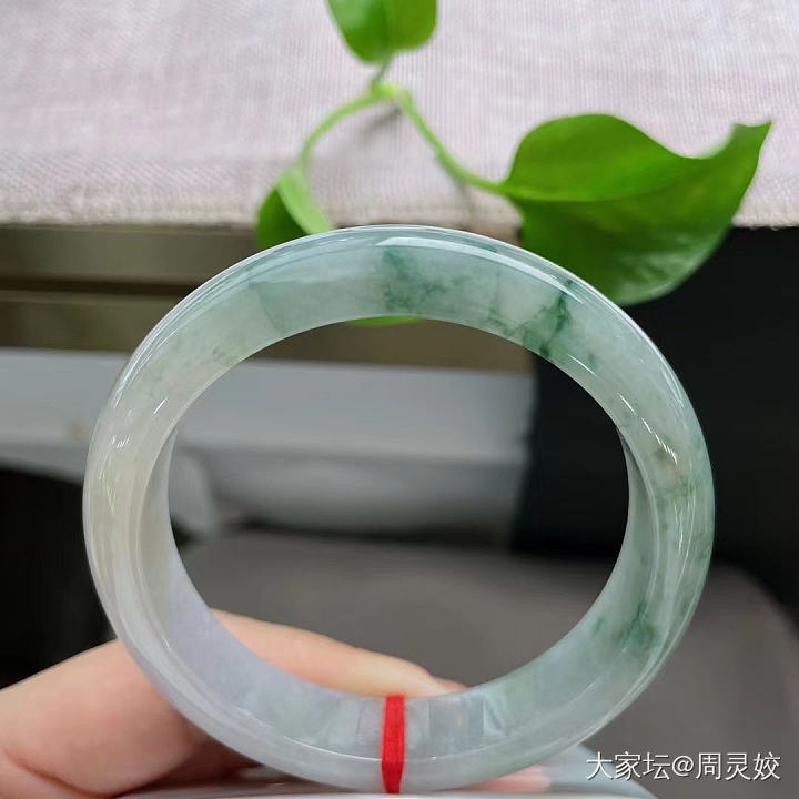翡翠，纹还是裂？_手镯翡翠