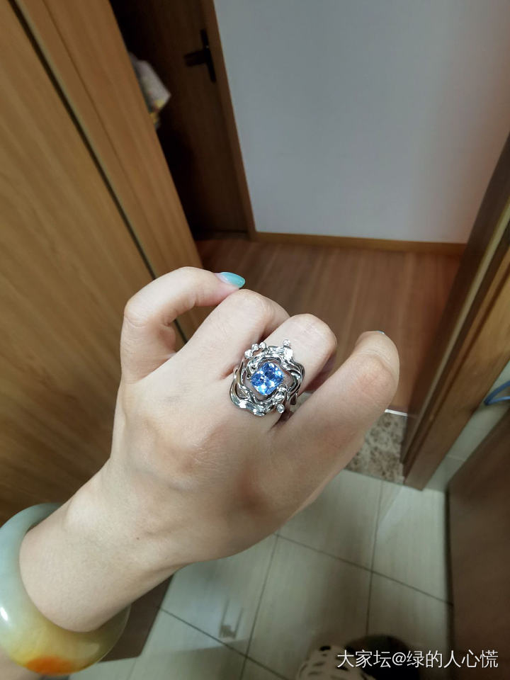 液态金属的潮汐海浪_戒指彩色宝石