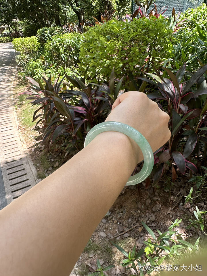翡翠手镯_翡翠
