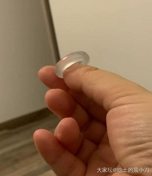 似乎越来越喜欢这个💍了_翡翠