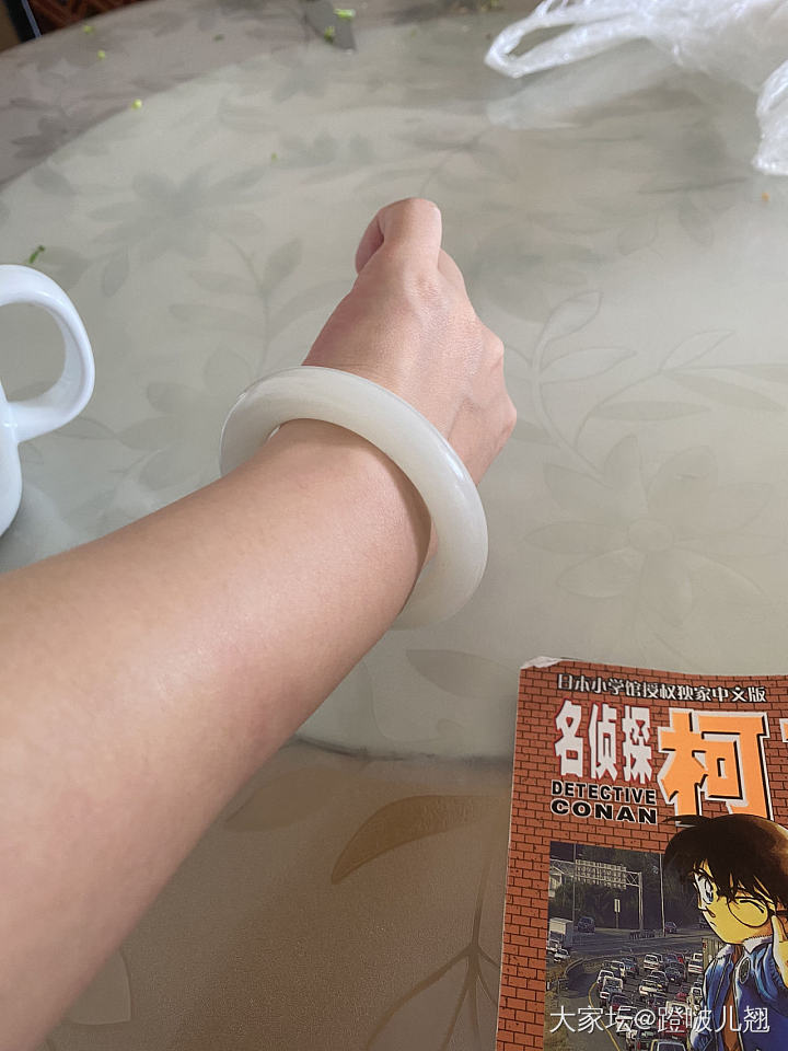 迷人的小妖精_手镯和田玉