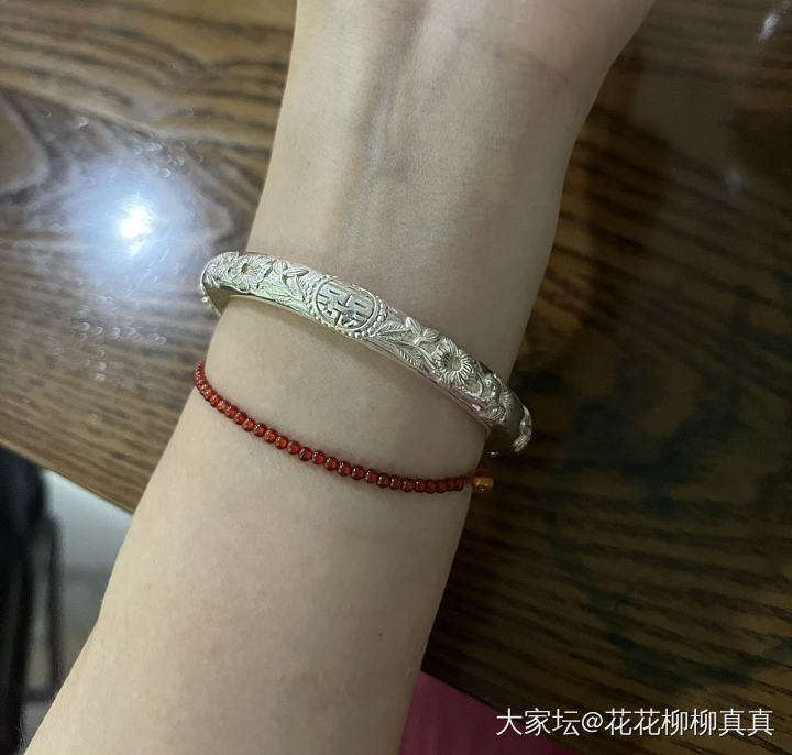 氧化是佩戴银饰的乐趣_手镯银