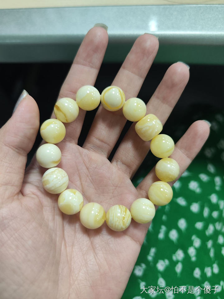 姐妹们帮看下能到多少克价_琥珀蜜蜡