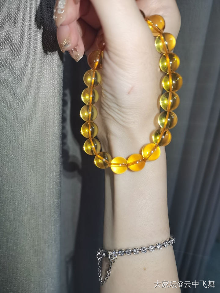 白、紫、黄水晶_水晶