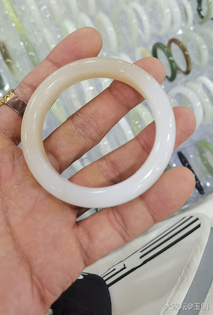 居然涨成这样子_首饰玉石和田玉