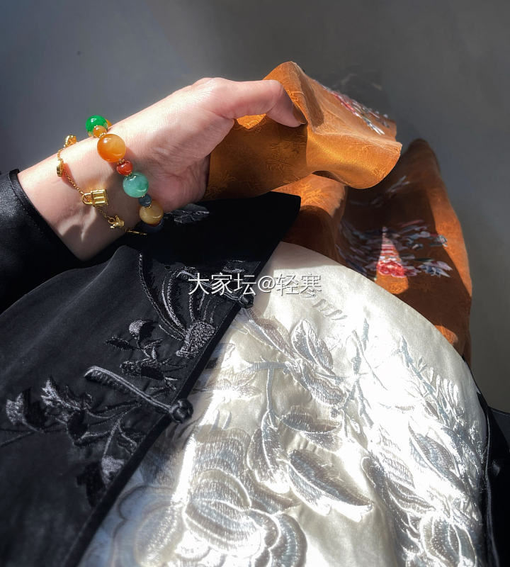 传统丝绣之美_穿搭工艺