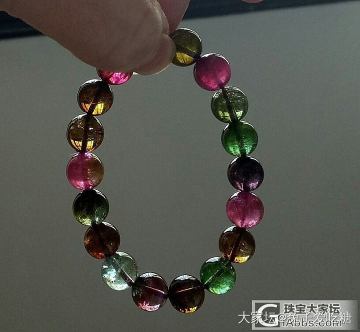 石头能有什么坏心思呢_珠串彩色宝石水晶