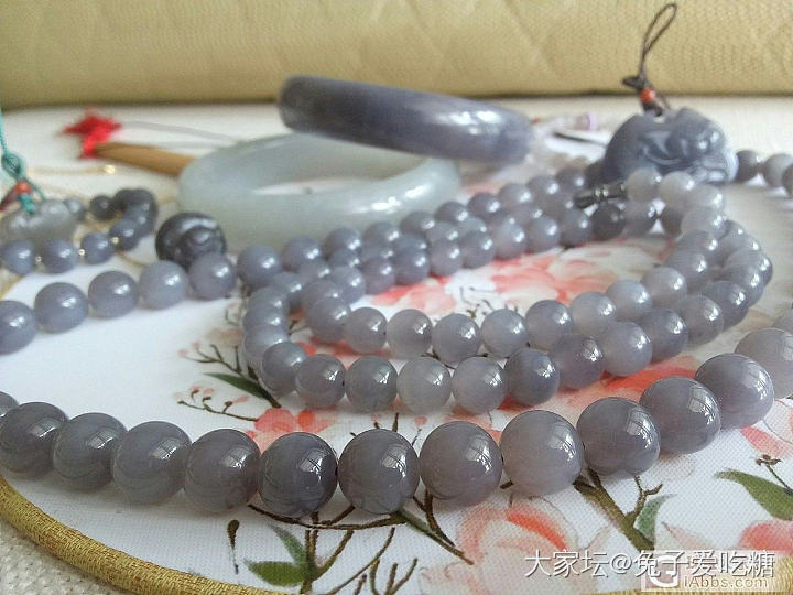 烟紫和且末糖全家福_和田玉