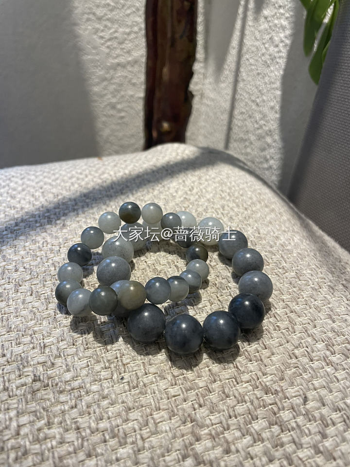 青花手串&翡翠紫乌鸡手镯_珠串和田玉