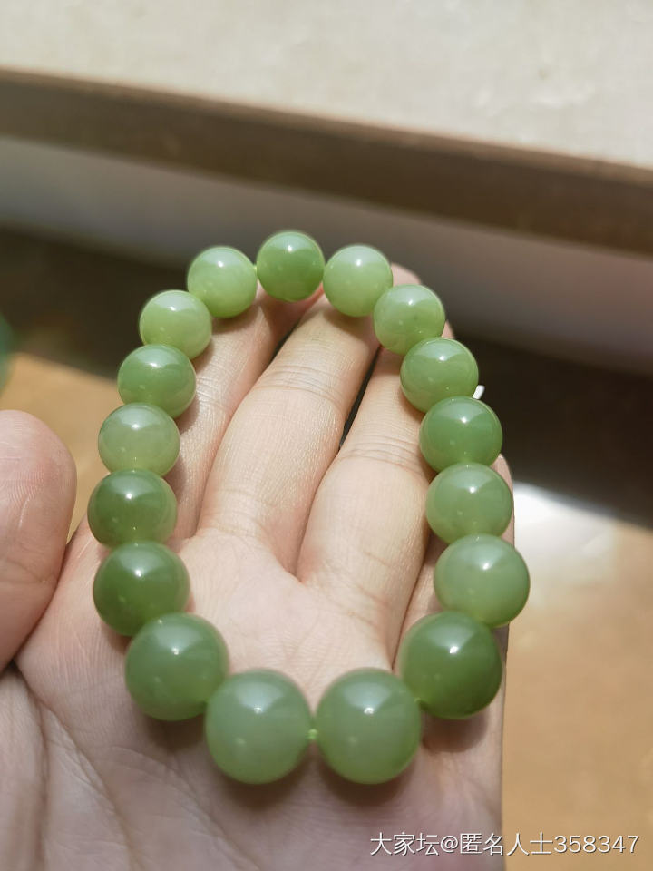 最近和苹果绿杠上了_和田玉