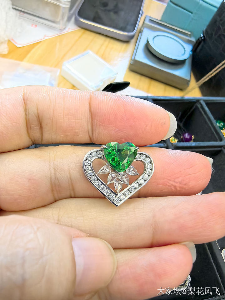 解锁新技能_彩色宝石