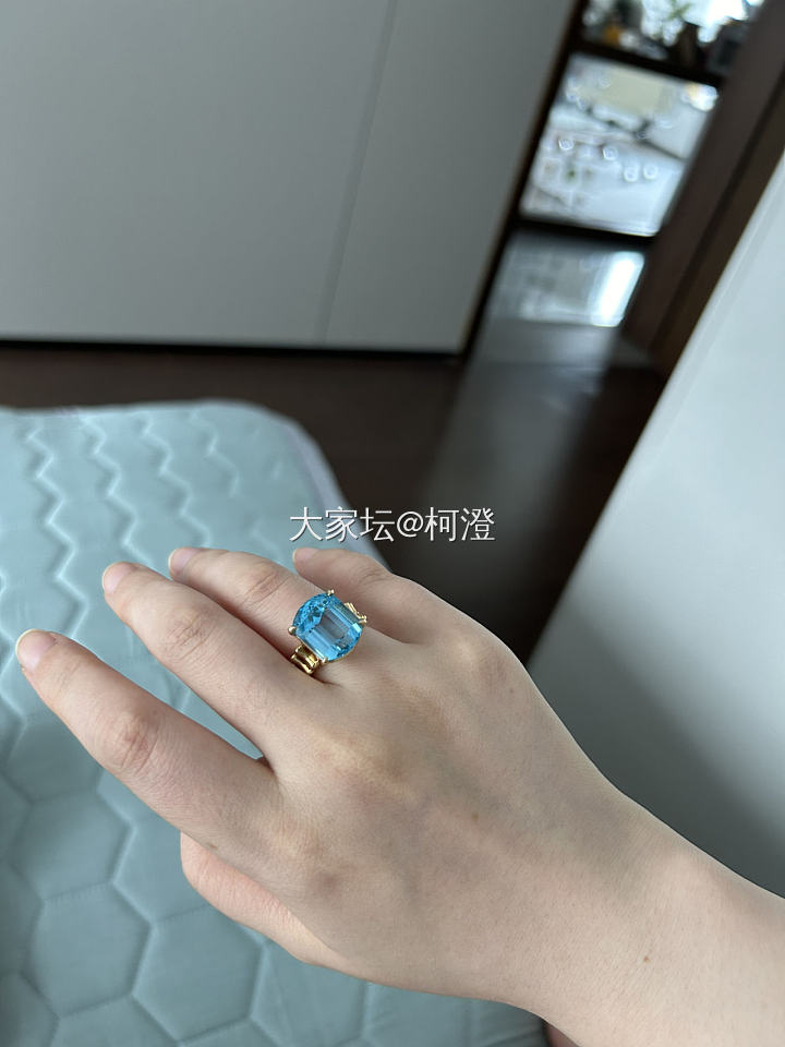 酱油贵过鸡到新高度_戒指彩色宝石