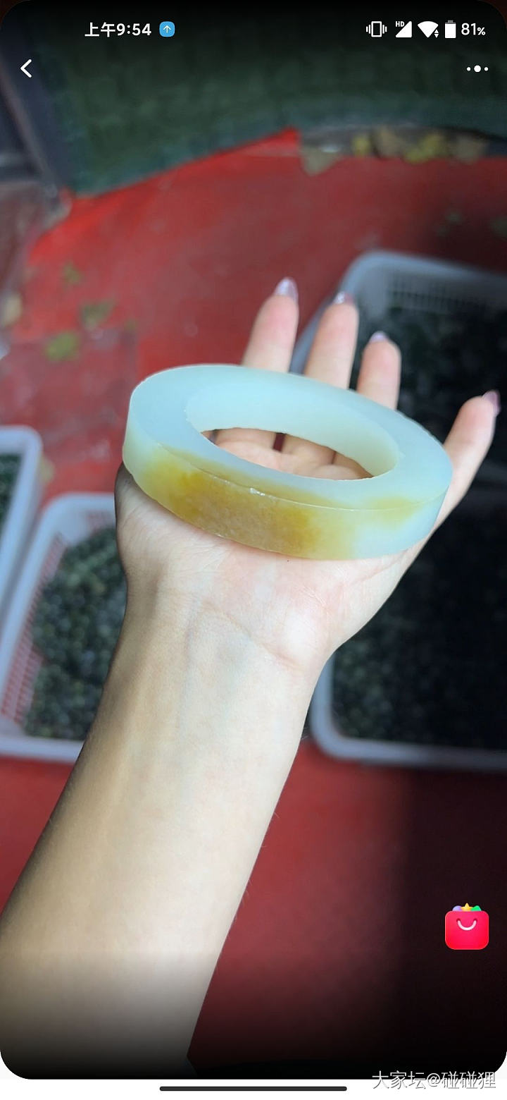 且末糖白小胖子_和田玉