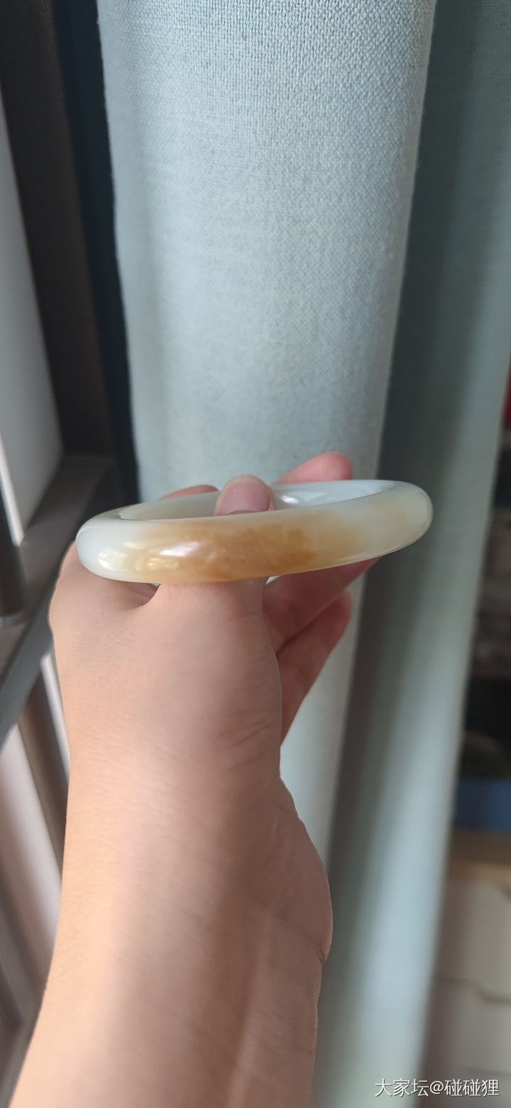 且末糖白小胖子_和田玉