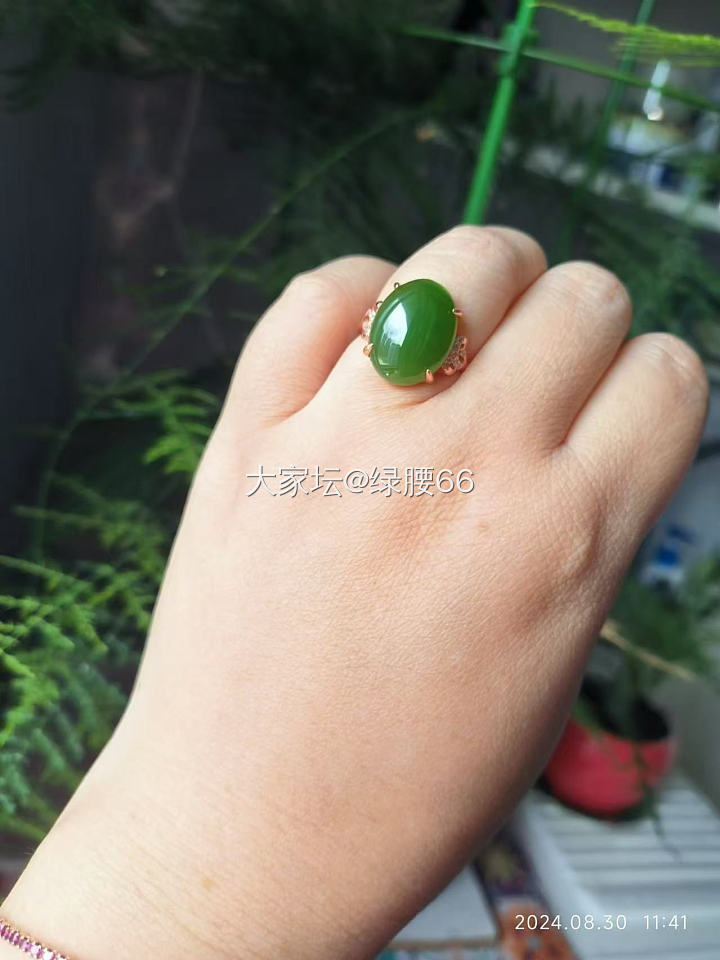 抠抠索索又乱花钱了_水晶和田玉翡翠首饰