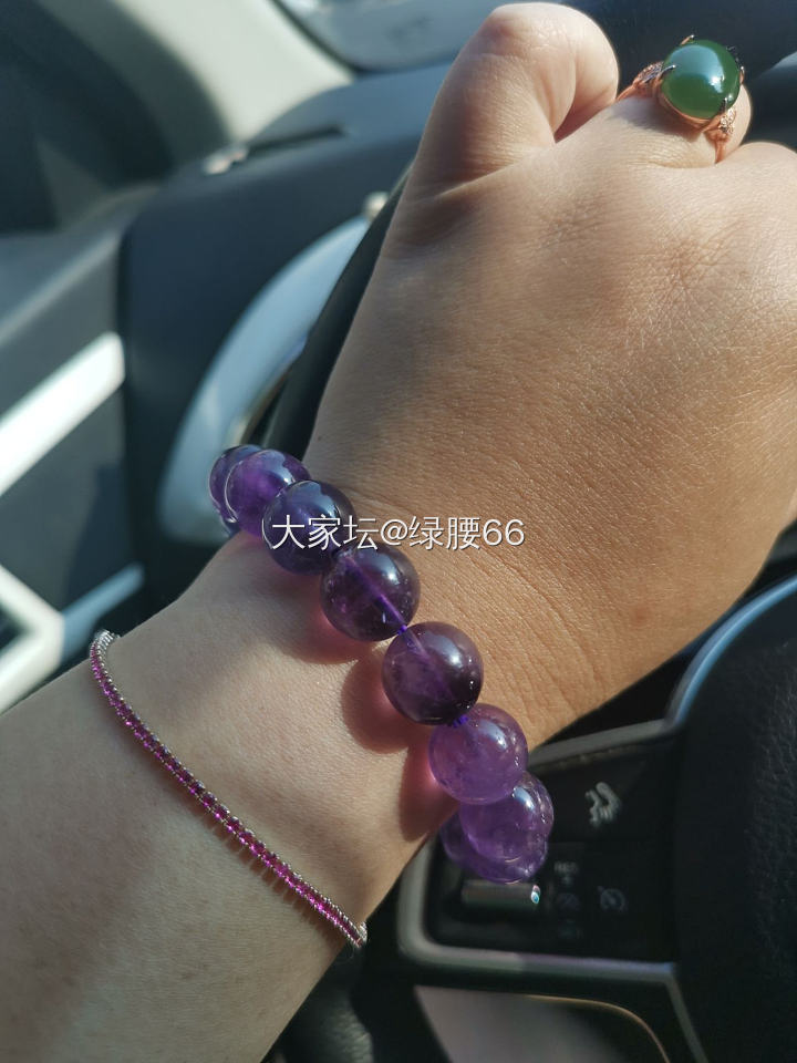 抠抠索索又乱花钱了_水晶和田玉翡翠首饰