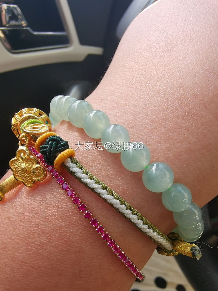 抠抠索索又乱花钱了_水晶和田玉翡翠首饰